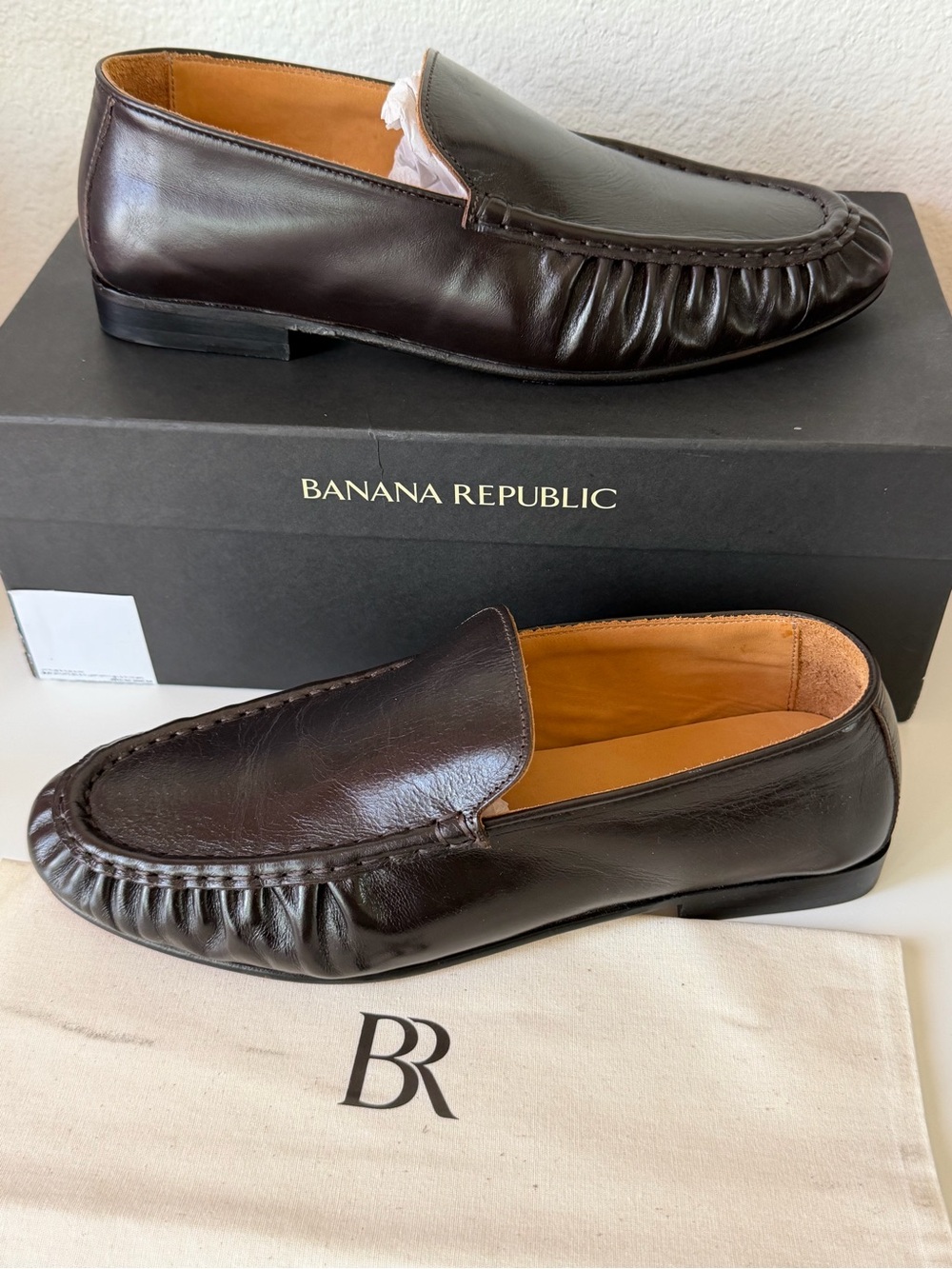 Banana Republic Dark Brown Leather Slip-On Loafers women’s size 10.5 new